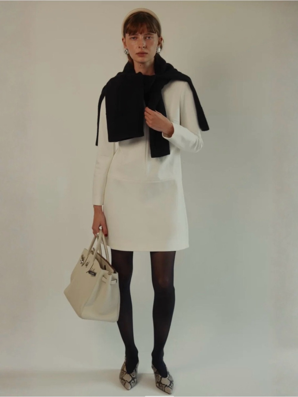 Classic Six Twiggy Shift Dress in Ivory | Size 8